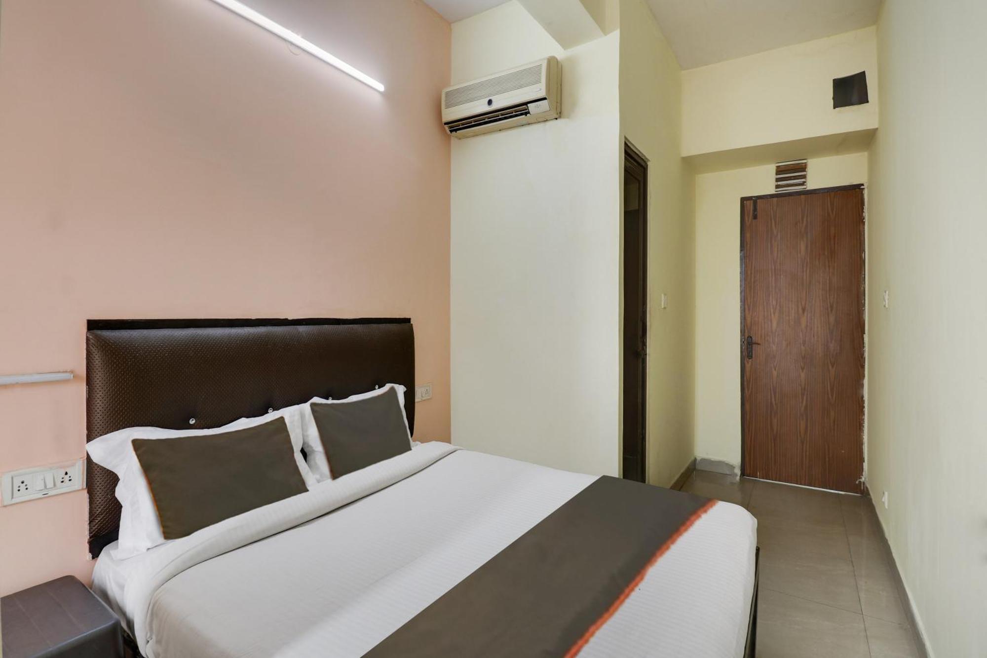 Hotel O Royal Galaxy Bangalore Buitenkant foto